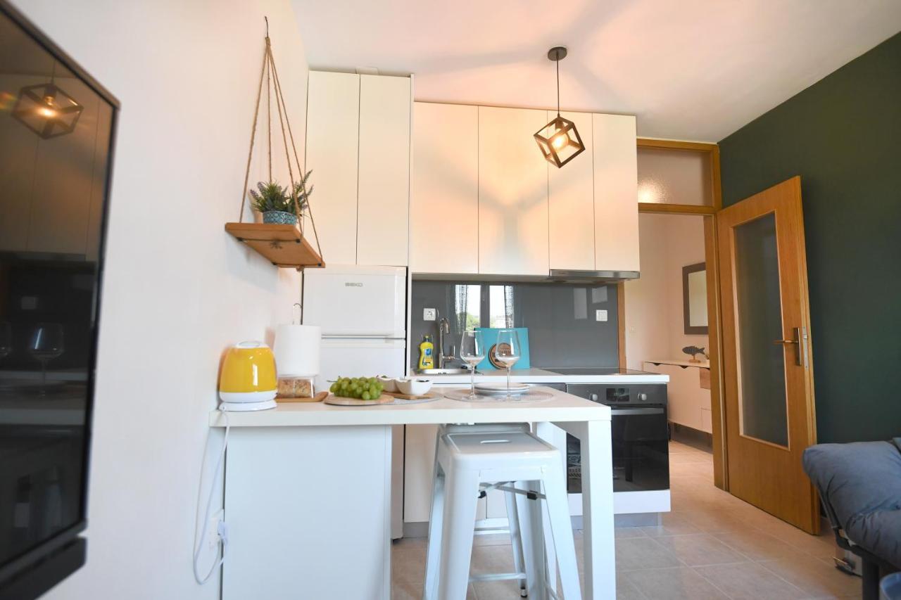 Apartment Rebeka Задар Екстериор снимка